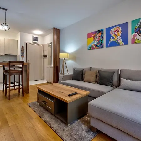 Pekovic Green, Pine Trees View 2 Bedrooms Apartment *
